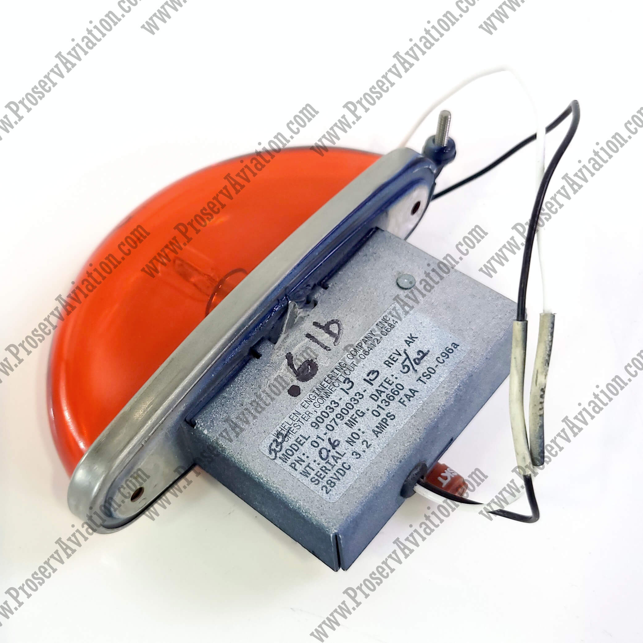 01-0790033-13: Light, Flashing, Anti-Collision - 28V, 150W